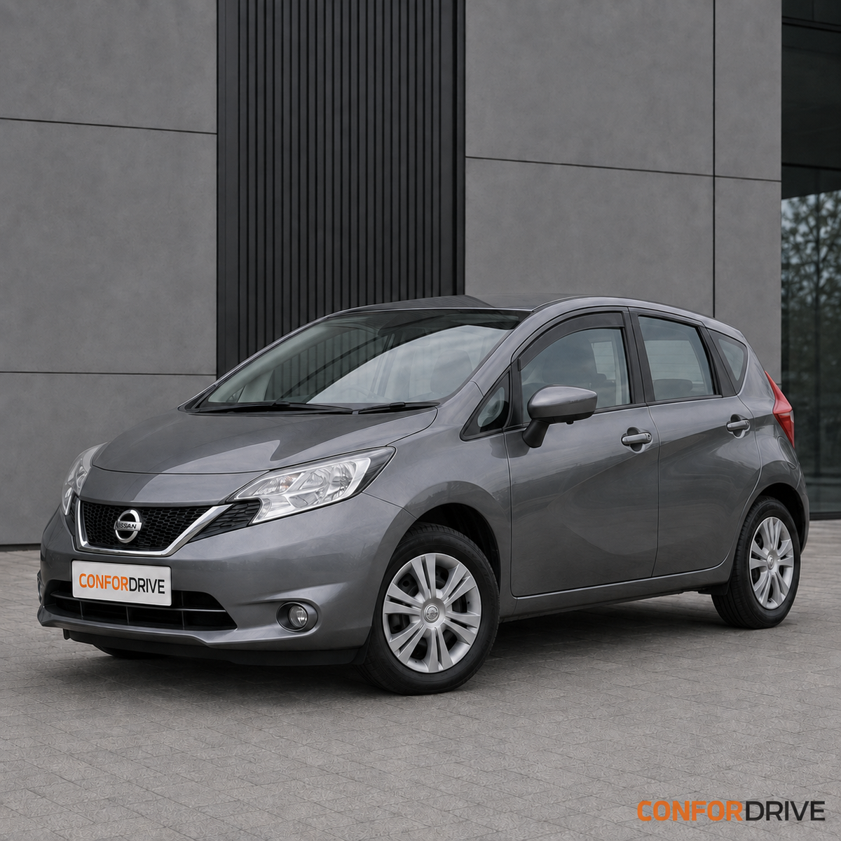 Nissan Note E12 2013-2020 5 portas com chuventos CONFORDRIVE