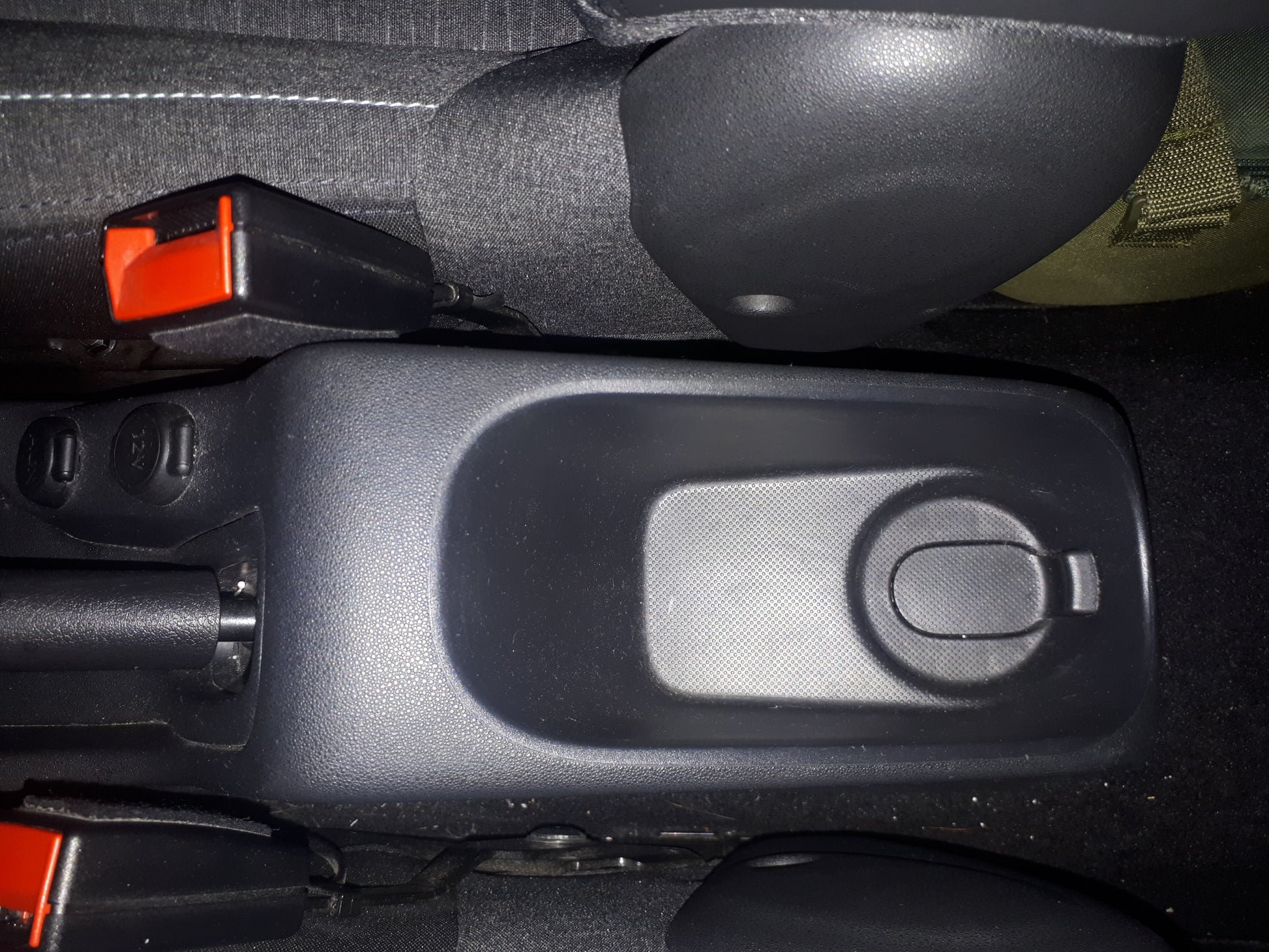 Apoio de braço Citroën DS3