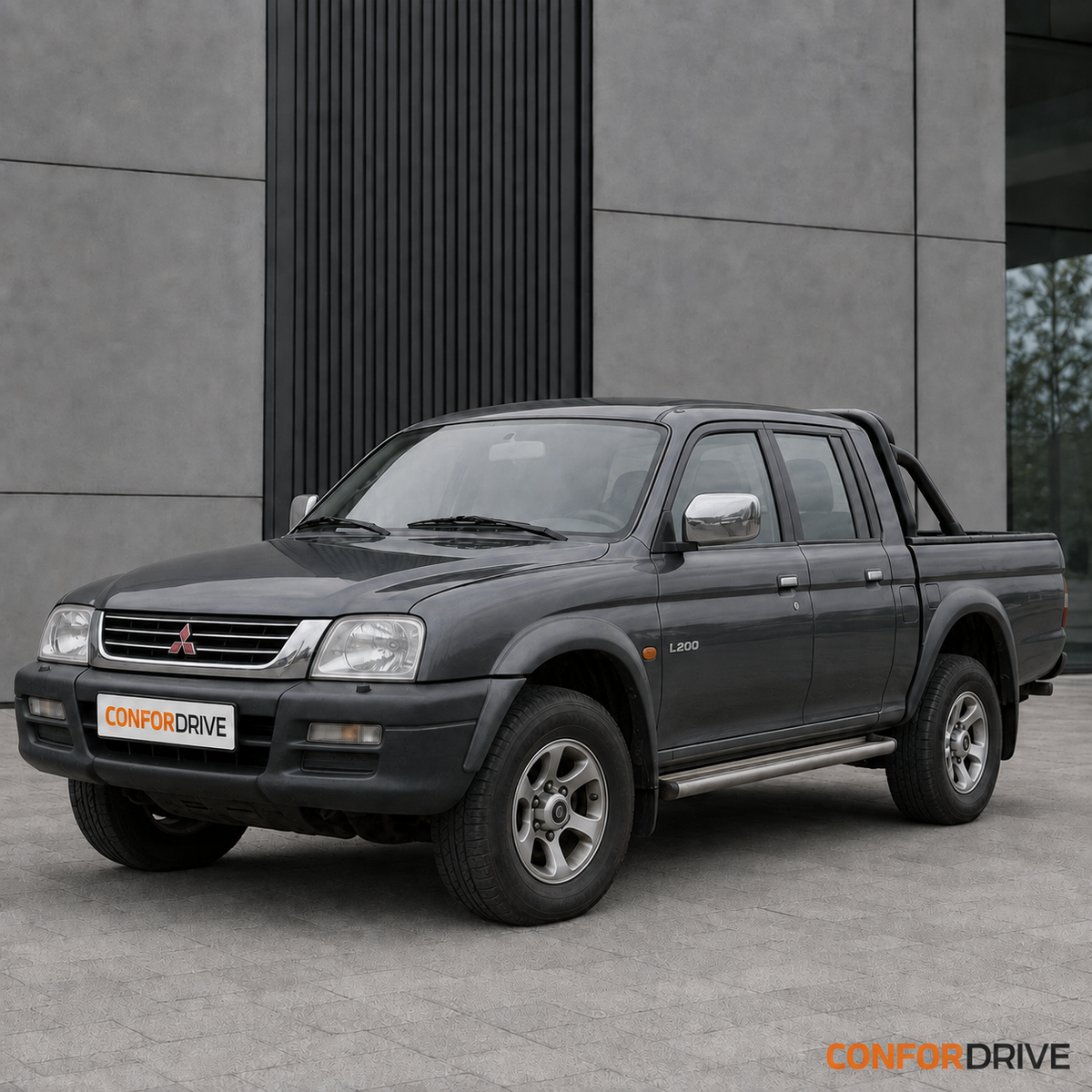 Mitsubishi L200 K64 1996-2005 4 portas com chuventos dianteiros CONFORDRIVE